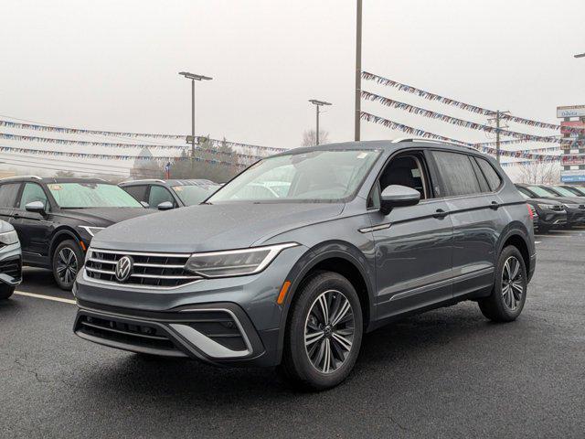 new 2024 Volkswagen Tiguan car, priced at $28,798