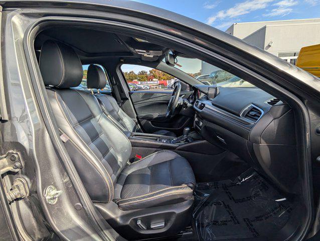 used 2017 Mazda Mazda6 car, priced at $13,333