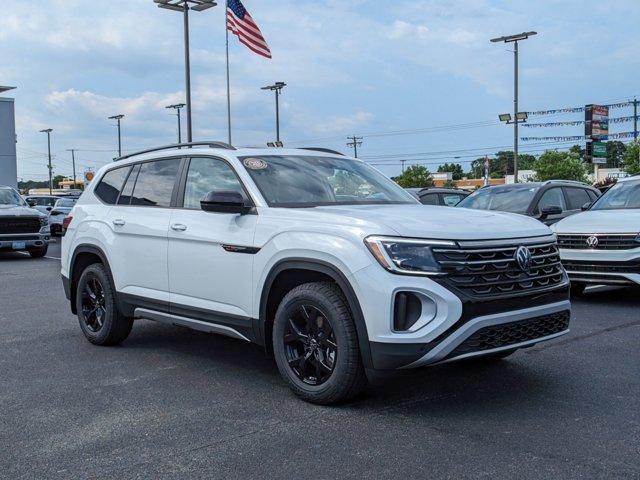 new 2024 Volkswagen Atlas car, priced at $47,165