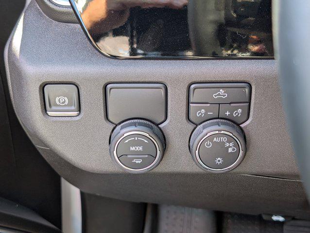 used 2024 Chevrolet Silverado 1500 car, priced at $35,990