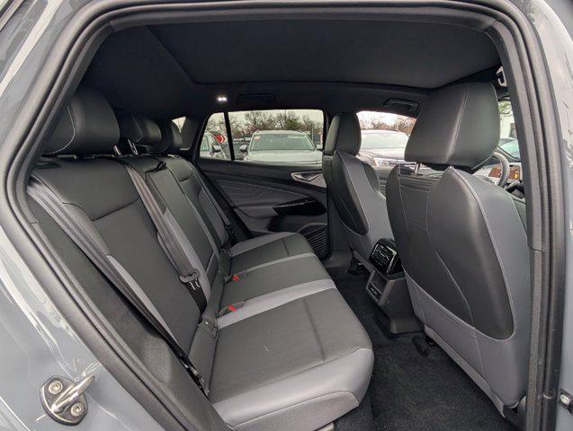 new 2025 Volkswagen ID.4 car, priced at $49,200