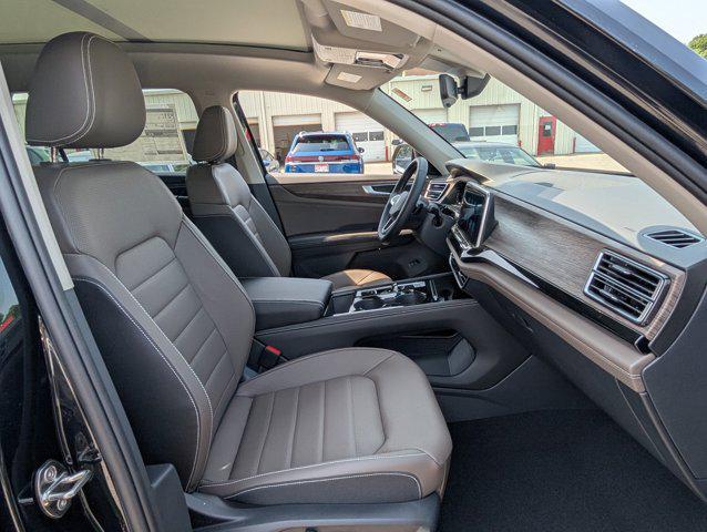 new 2025 Volkswagen Atlas car, priced at $50,131