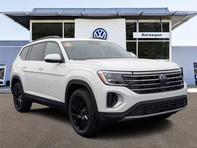 new 2025 Volkswagen Atlas car, priced at $45,105