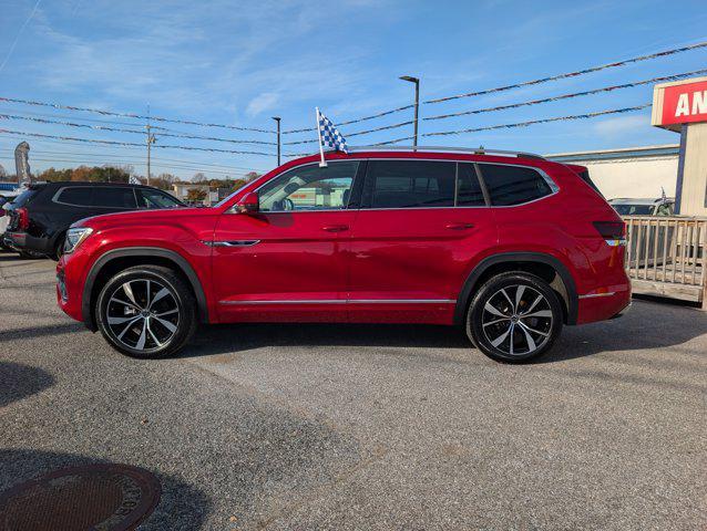 used 2025 Volkswagen Atlas car, priced at $42,860