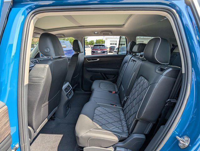 new 2025 Volkswagen Atlas car, priced at $55,136