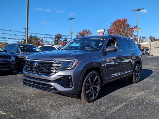 new 2025 Volkswagen Atlas car, priced at $54,661