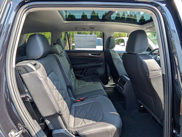 new 2025 Volkswagen Atlas car, priced at $41,901
