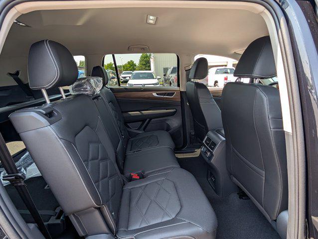 new 2025 Volkswagen Atlas car, priced at $38,301