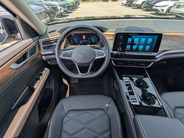 new 2025 Volkswagen Atlas car, priced at $38,301