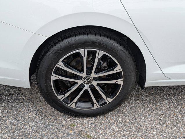 used 2024 Volkswagen Jetta car, priced at $20,673
