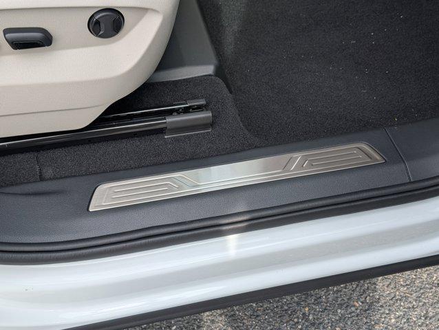 new 2026 Volkswagen Atlas car, priced at $54,331