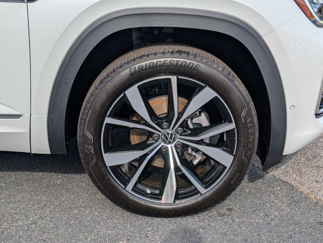 new 2026 Volkswagen Atlas car, priced at $54,331
