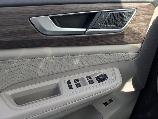 new 2026 Volkswagen Atlas car, priced at $54,331