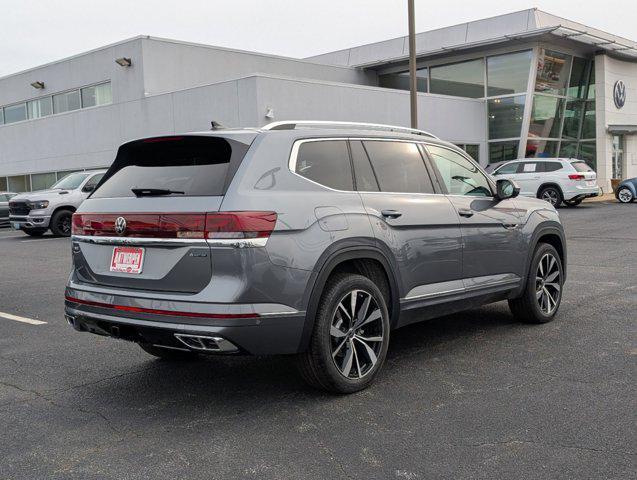 new 2025 Volkswagen Atlas car, priced at $54,661