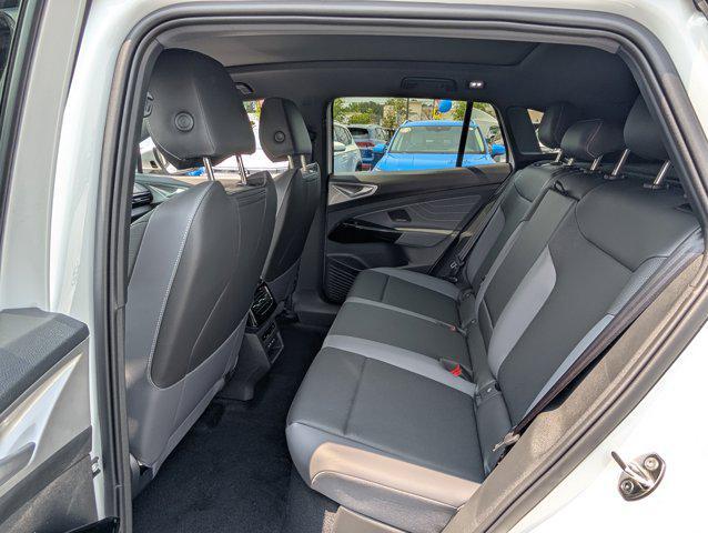 new 2025 Volkswagen ID.4 car, priced at $51,200