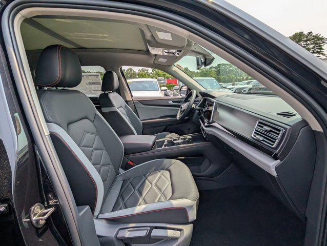 new 2025 Volkswagen Atlas car, priced at $43,501