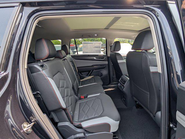 new 2025 Volkswagen Atlas car, priced at $43,501