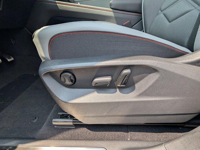 new 2025 Volkswagen Atlas car, priced at $43,501