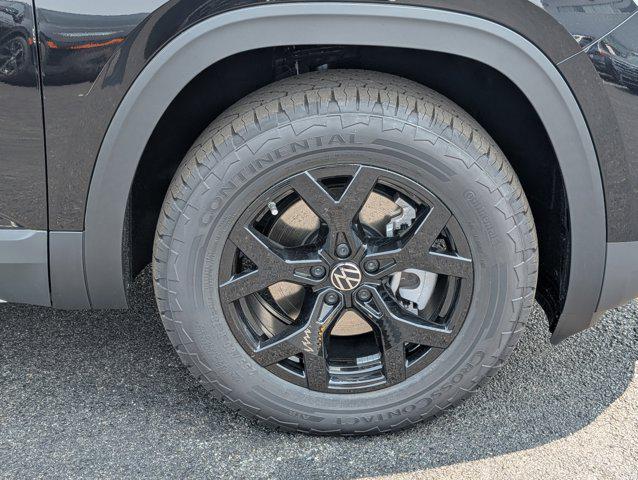 new 2025 Volkswagen Atlas car, priced at $43,501