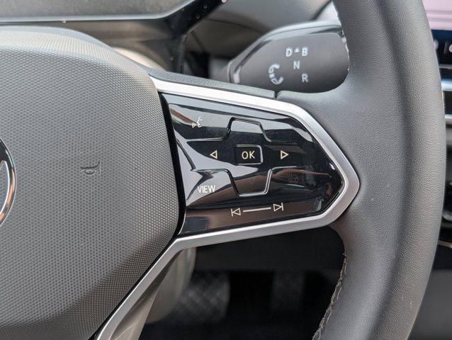 new 2025 Volkswagen ID.4 car, priced at $40,500
