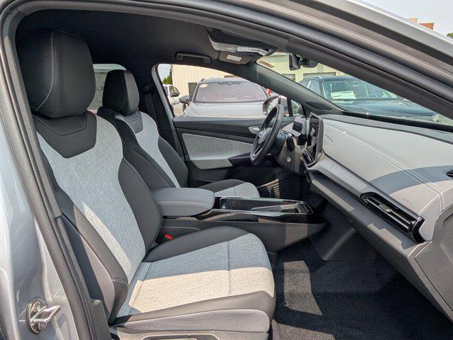new 2025 Volkswagen ID.4 car, priced at $40,500