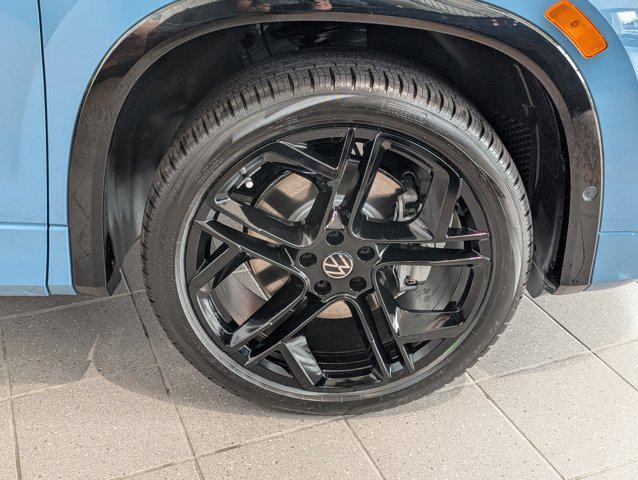 new 2025 Volkswagen Tiguan car, priced at $39,441