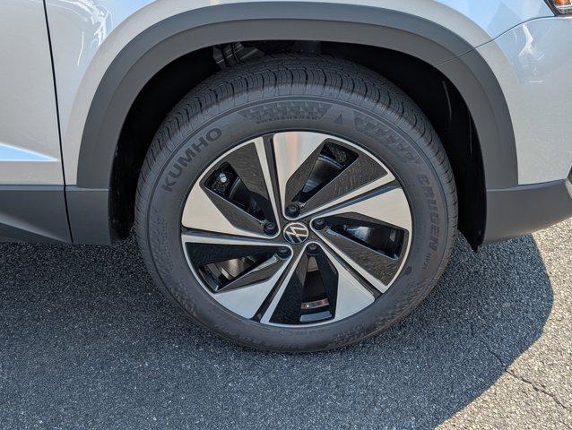 new 2025 Volkswagen Taos car, priced at $28,950