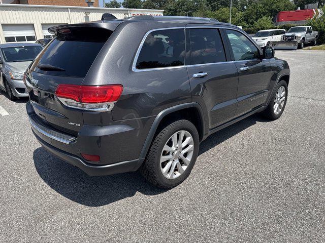 used 2017 Jeep Grand Cherokee car, priced at $18,000