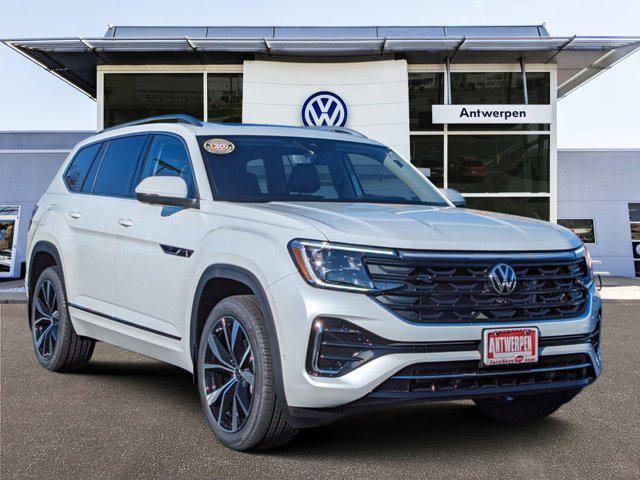 new 2025 Volkswagen Atlas car, priced at $56,821