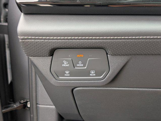 new 2026 Volkswagen Atlas car, priced at $43,599