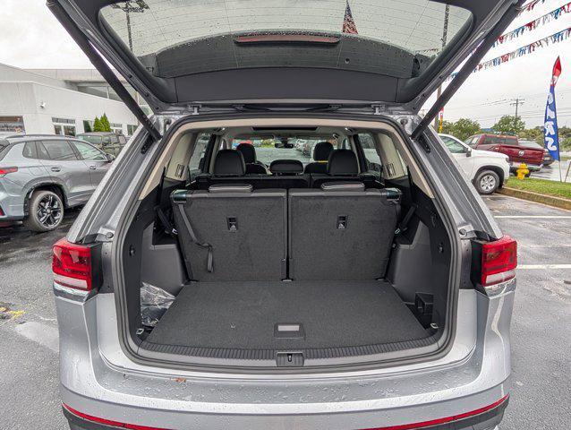 new 2026 Volkswagen Atlas car, priced at $43,599