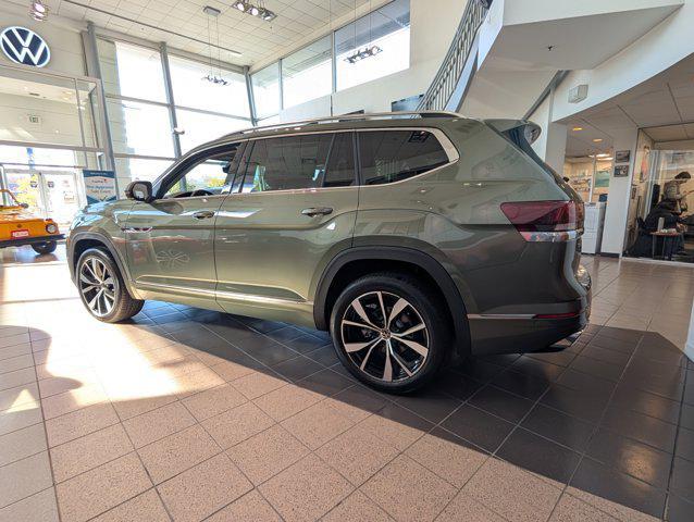 new 2026 Volkswagen Atlas car, priced at $53,859