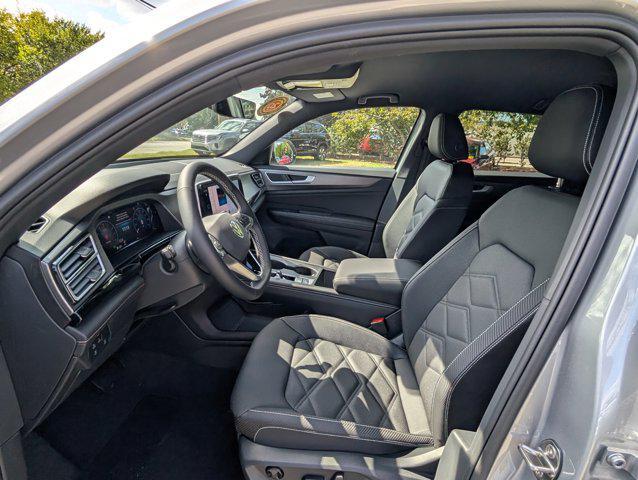 new 2026 Volkswagen Atlas Cross Sport car, priced at $42,181