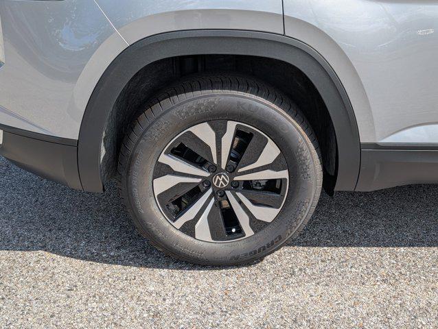 new 2026 Volkswagen Atlas Cross Sport car, priced at $42,181
