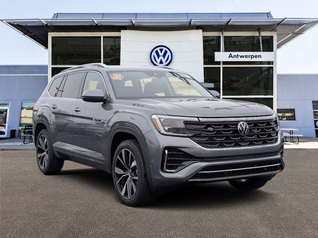 new 2025 Volkswagen Atlas car, priced at $54,136