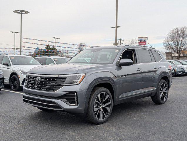 new 2025 Volkswagen Atlas car, priced at $52,140