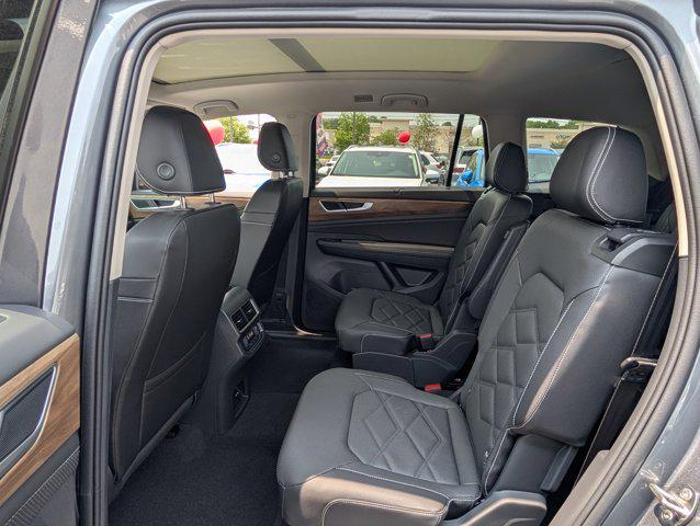 new 2025 Volkswagen Atlas car, priced at $42,123