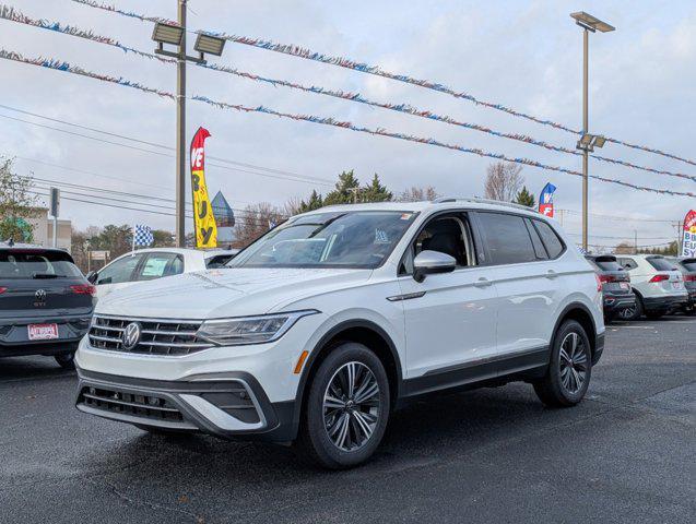 new 2024 Volkswagen Tiguan car, priced at $32,276