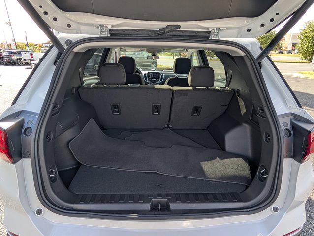 used 2024 Chevrolet Equinox car, priced at $22,149