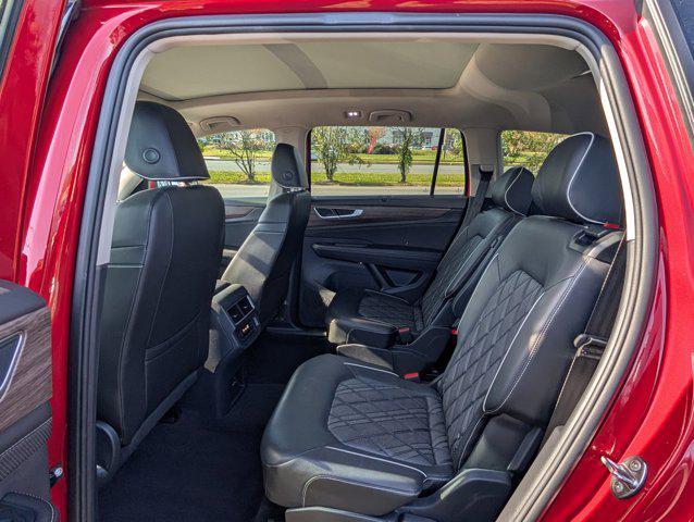 used 2025 Volkswagen Atlas car, priced at $40,254
