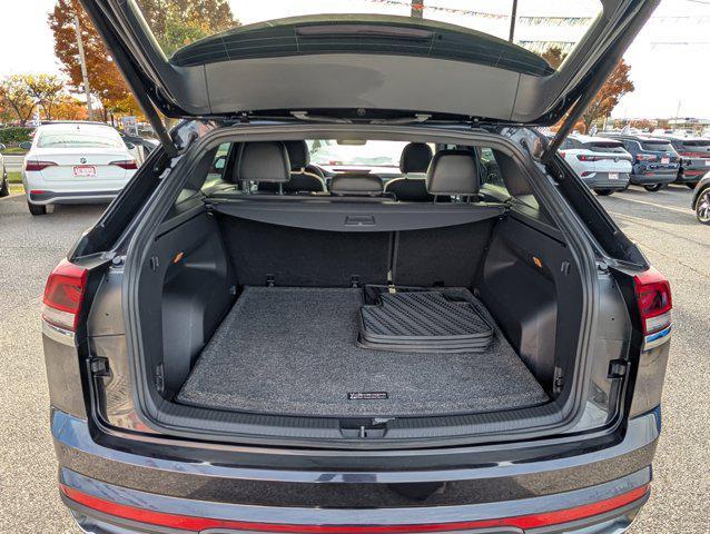 used 2023 Volkswagen Atlas Cross Sport car, priced at $28,000