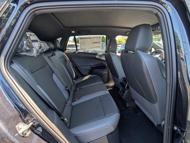 new 2025 Volkswagen ID.4 car, priced at $47,361