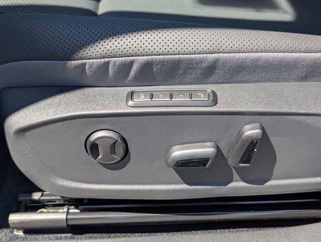 new 2025 Volkswagen ID.4 car, priced at $47,361