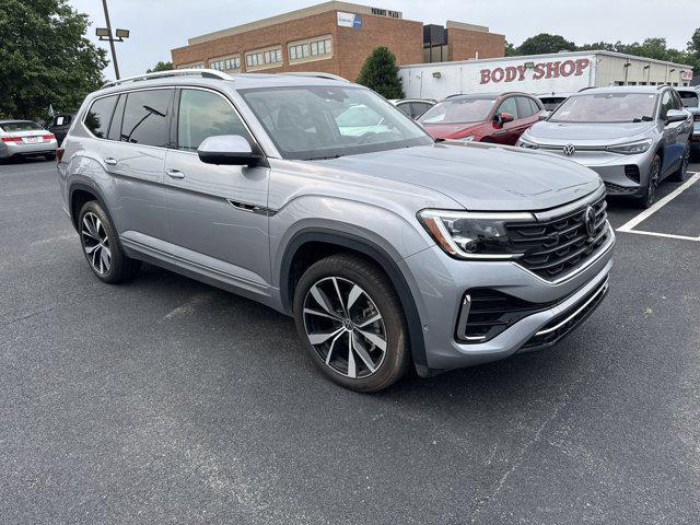 used 2025 Volkswagen Atlas car, priced at $47,505