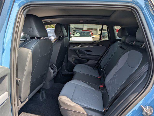 new 2025 Volkswagen Tiguan car, priced at $39,336