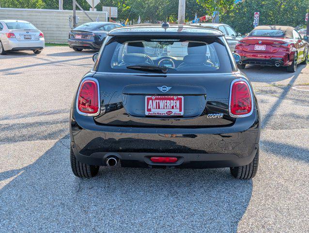 used 2020 MINI Hardtop car, priced at $18,000