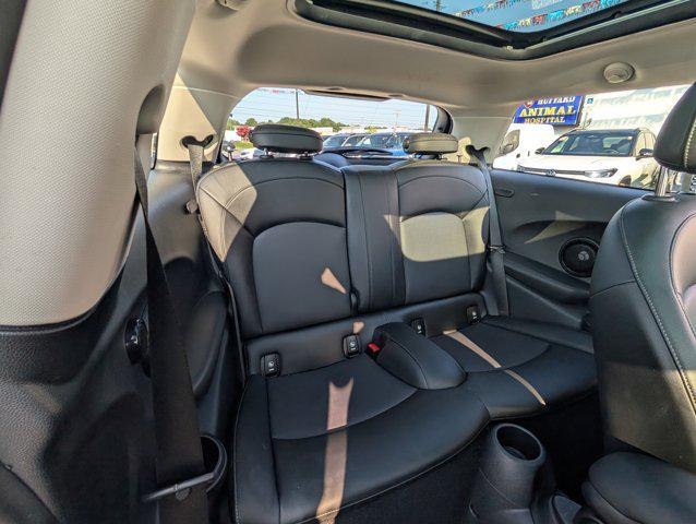 used 2020 MINI Hardtop car, priced at $18,000