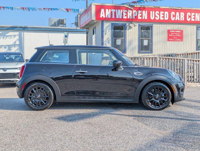 used 2020 MINI Hardtop car, priced at $18,000
