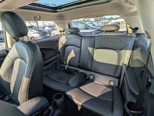 used 2020 MINI Hardtop car, priced at $18,000