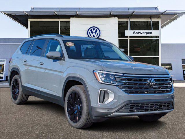 new 2025 Volkswagen Atlas car, priced at $45,157